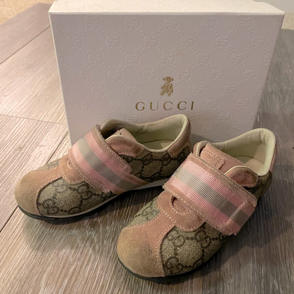 Girls Gucci Monogram Sneakers, Pink & Beige Sz 26
